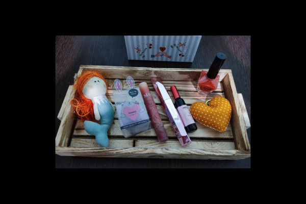 هدیه تولد کادویی لوازم آرایشی