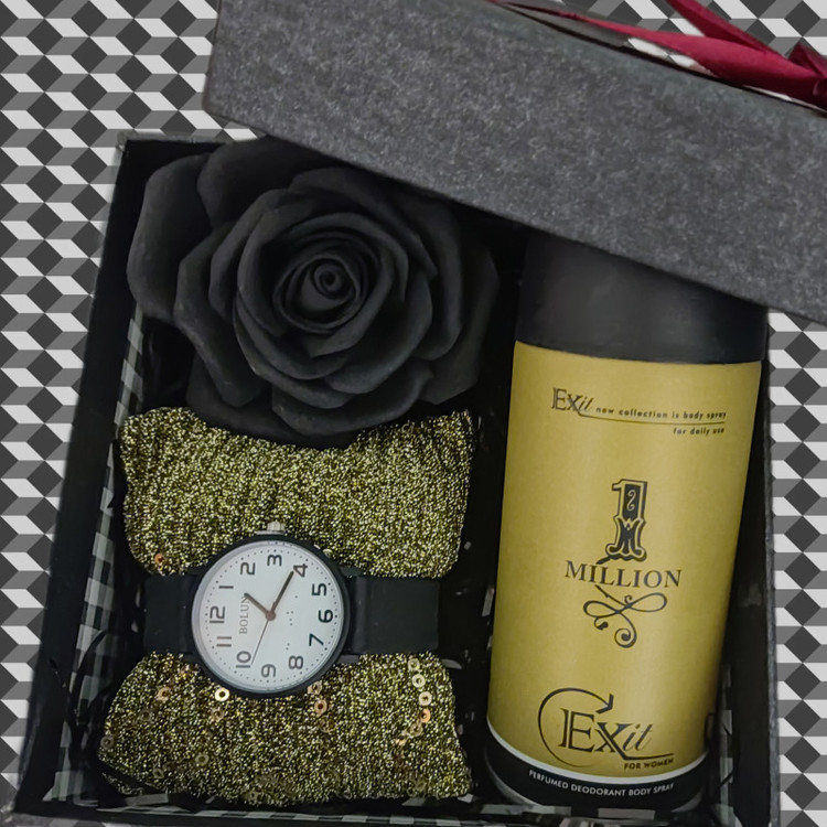 خرید آنلاین کادوی روز دختر