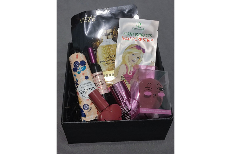 هدیه تولد باکس کادویی روز دختر روز زن روز مادر یلدا عیدی ولنتاین