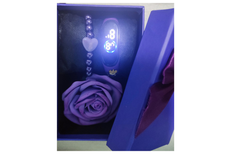 پک کادوی دخترانه بچگانه ساعت ال ای دی بنفش