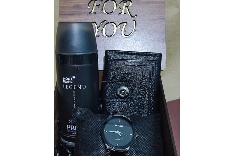 کادوی مردانه تم مشکی ساعت کیف اسپری