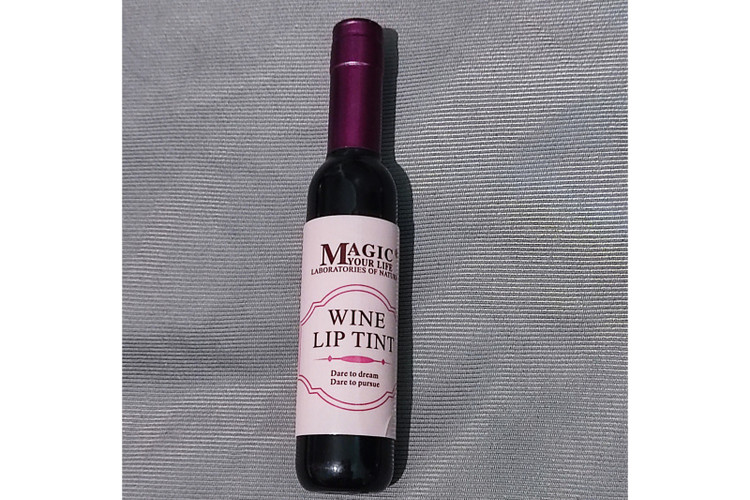 تینت لب شامپاینی