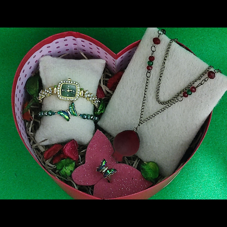 خرید آنلاین کادو یلدایی