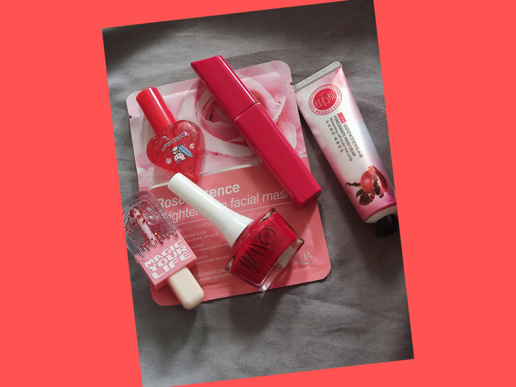 پک لوازم آرایش و میکاپ